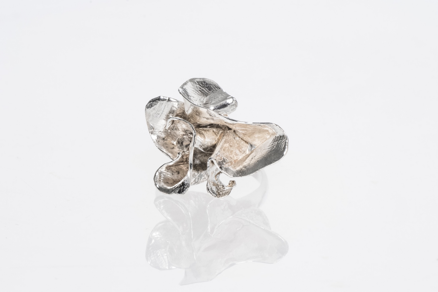 Anello Fioritura Orizzontale