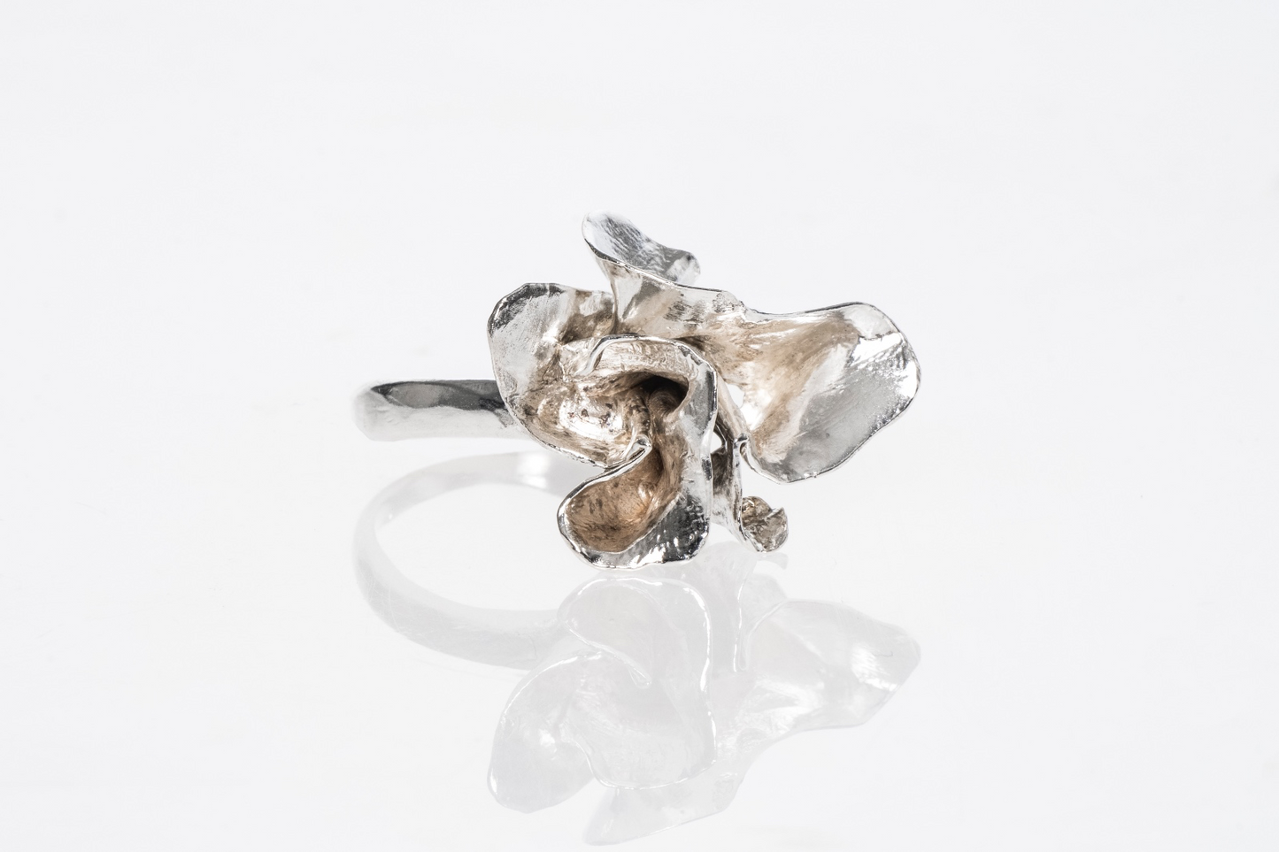 Anello Fioritura Orizzontale